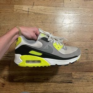 Nike Air Max 90 in White and Green Trainers